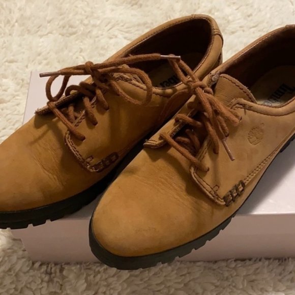 RARE Low Cut Timberland Boots - Picture 1 of 11